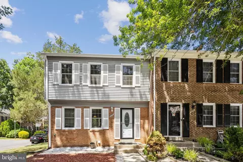 Exterior - 8456 Kitchener Dr, Springfield, VA 22153 photo 2 of 6