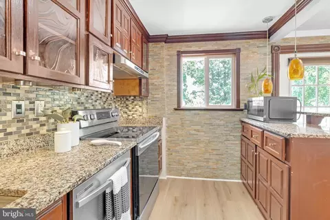 4502 Cub Run Rd, Chantilly, VA 20151 photo 14
