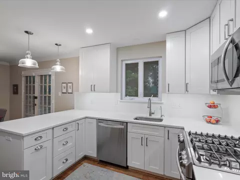 7523 Jervis St, Springfield, VA 22151 photo 11