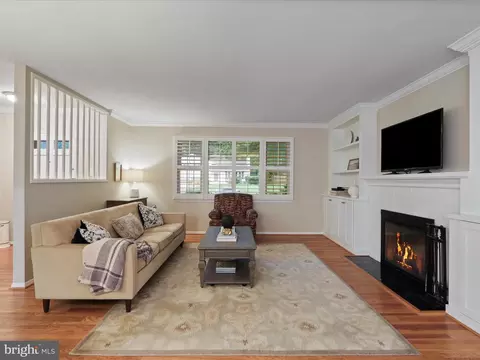 7523 Jervis St, Springfield, VA 22151 photo 5