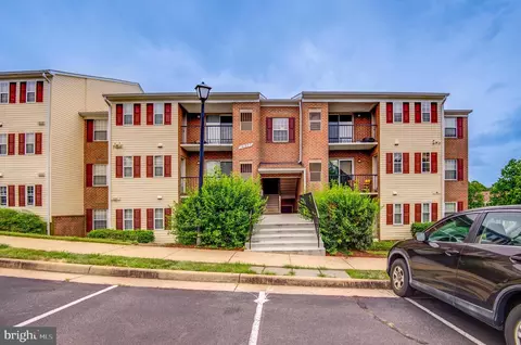 14807 Rydell Rd #303, Centreville, VA 20121