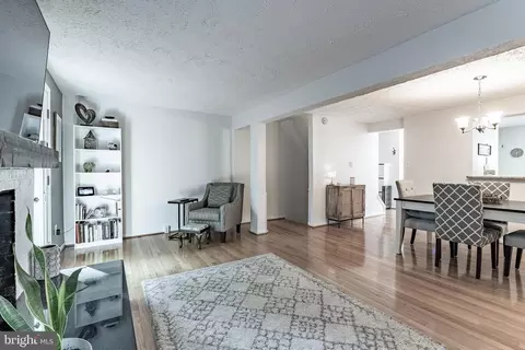 9188 Forest Breeze Ct, Springfield, VA 22152 photo 19