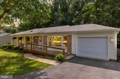8006 Rockwood Ct, Springfield, VA 22153