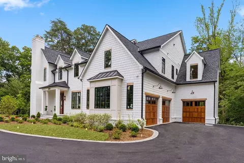 2109 Elliott Ave, Mclean, VA 22101 photo 2
