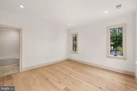 2109 Elliott Ave, Mclean, VA 22101 photo 32