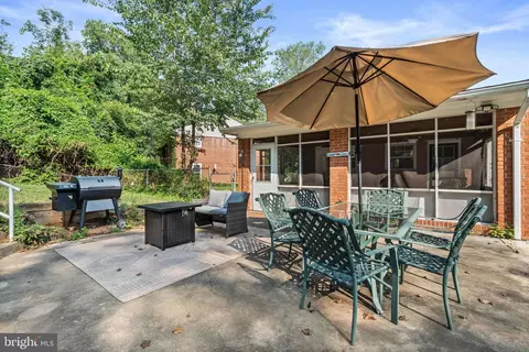 8022 Hatteras Ln, Springfield, VA 22151 photo 27