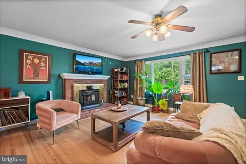 8022 Hatteras Ln, Springfield, VA 22151 photo 7