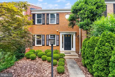 5414 Mersea Ct, Burke, VA 22015