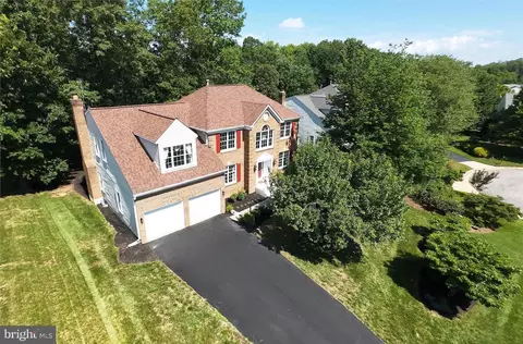 13123 Willow Edge Ct, Clifton, VA 20124