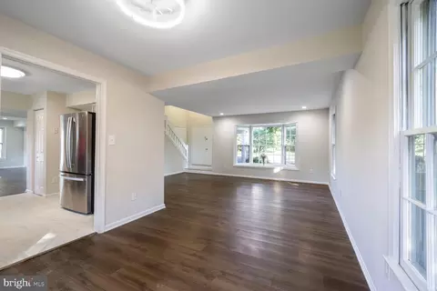 13802 Poplar Tree Rd, Chantilly, VA 20151 photo 11