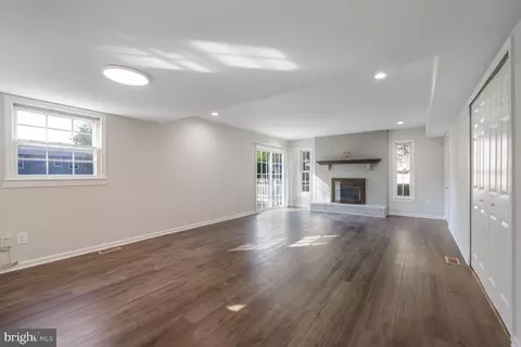 13802 Poplar Tree Rd, Chantilly, VA 20151 photo 19