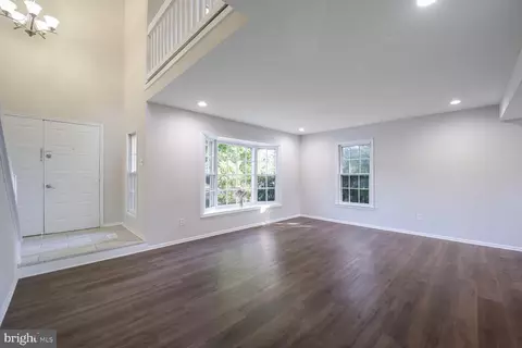 13802 Poplar Tree Rd, Chantilly, VA 20151 photo 6