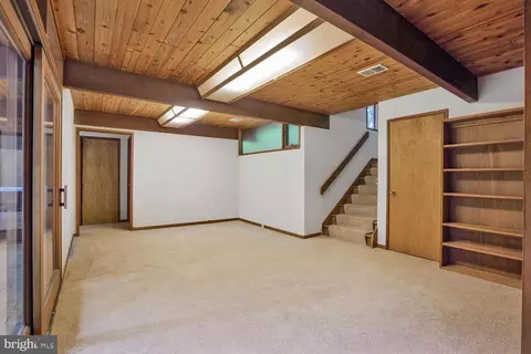 Living - 1017 Towlston Rd, Mclean, VA 22102 photo 7 of 8