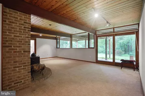 Living - 1017 Towlston Rd, Mclean, VA 22102 photo 4 of 8