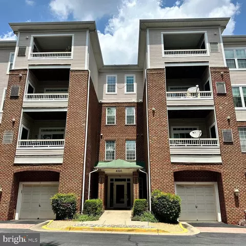 4300 F Cannon Ridge Ct #F, Fairfax, VA 22033