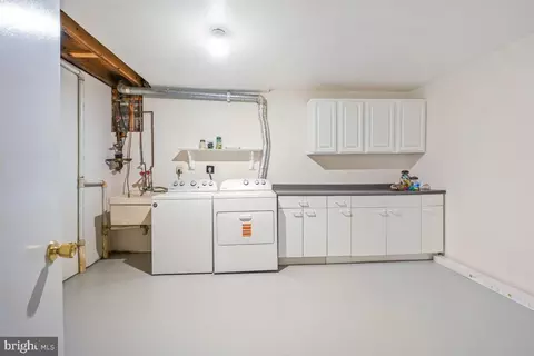 2130 Glencourse Ln, Reston, VA 20191 photo 27