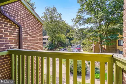 2130 Glencourse Ln, Reston, VA 20191 photo 25