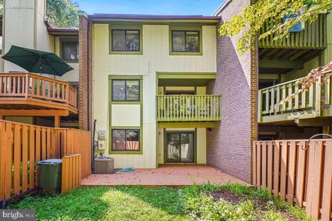 2130 Glencourse Ln, Reston, VA 20191 photo 31