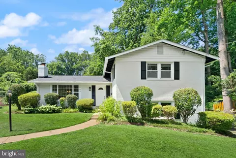 3906 Ivydale Dr, Annandale, VA 22003