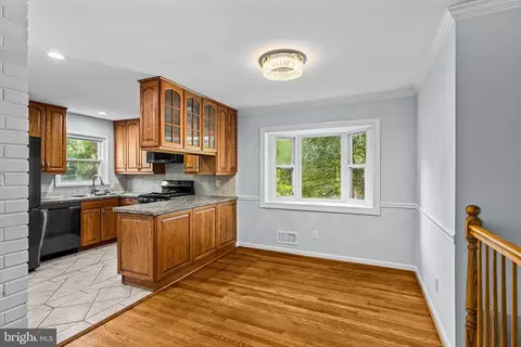 5426 Camrose Pl, Springfield, VA 22151 photo 8
