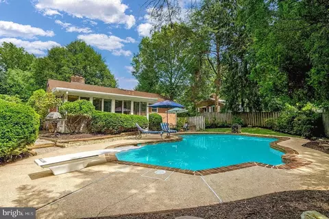 5426 Camrose Pl, Springfield, VA 22151 photo 4