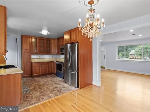 5915 Amelia St, Springfield, VA 22150 photo 14