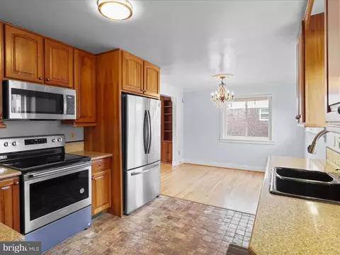 5915 Amelia St, Springfield, VA 22150 photo 12