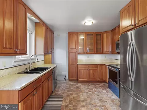 5915 Amelia St, Springfield, VA 22150 photo 11