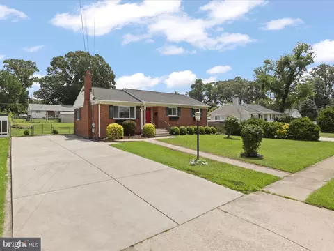 5915 Amelia St, Springfield, VA 22150 photo 2