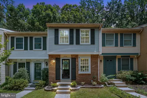 8345 Wind Fall Rd, Springfield, VA 22153 photo 2