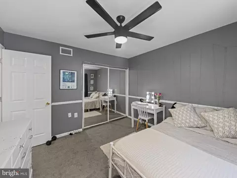 2321 Emerald Heights Ct, Reston, VA 20191 photo 25