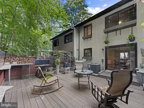 2321 Emerald Heights Ct, Reston, VA 20191 photo 36