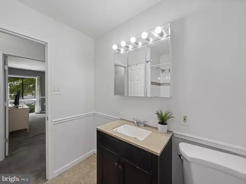 2321 Emerald Heights Ct, Reston, VA 20191 photo 33