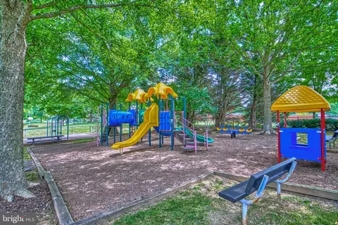 View/Area - 1309 Murray Downs Way, Reston, VA 20194 photo 1 of 2