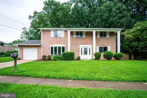 6907 Barnack Dr, Springfield, VA 22152