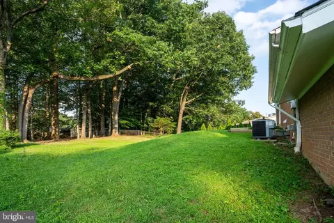 6907 Barnack Dr, Springfield, VA 22152 photo 36