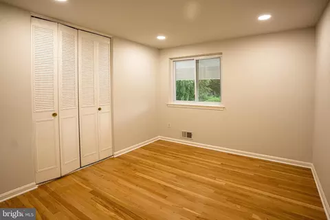 6907 Barnack Dr, Springfield, VA 22152 photo 33