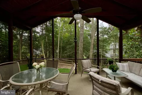 6007 Wheaton Dr, Burke, VA 22015 photo 26
