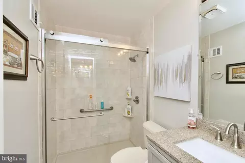 6007 Wheaton Dr, Burke, VA 22015 photo 42