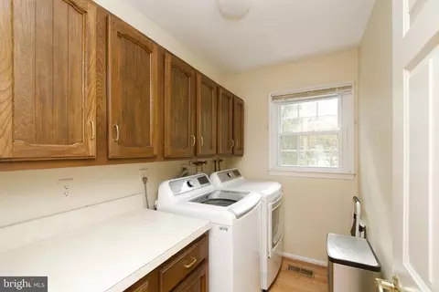 6007 Wheaton Dr, Burke, VA 22015 photo 20