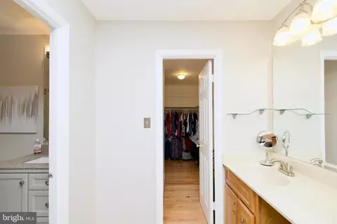 6007 Wheaton Dr, Burke, VA 22015 photo 40