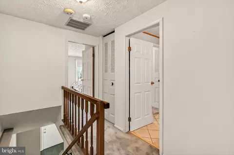 Entry Way - 8353 Bark Tree Ct, Springfield, VA 22153 photo 4 of 6