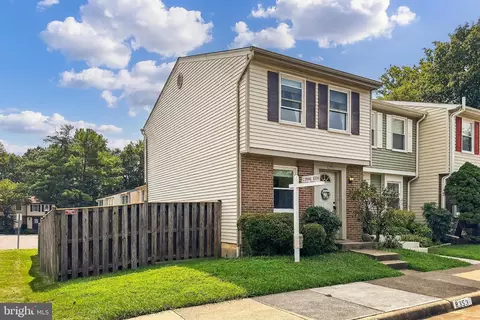 Exterior - 8353 Bark Tree Ct, Springfield, VA 22153 photo 5 of 5