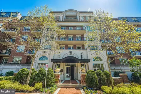 6900 Fleetwood Rd #510, Mclean, VA 22101