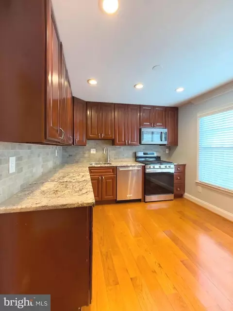 Kitchen - 2419 Ansdel Ct, Reston, VA 20191 photo 2 of 6