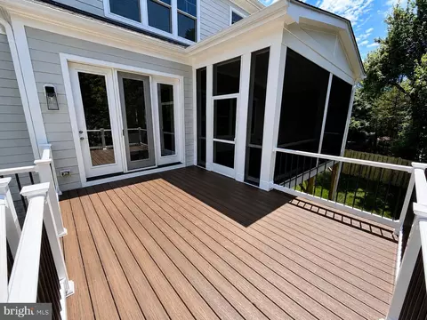 Exterior - 1436 Layman St, Mclean, VA 22101 photo 7 of 9