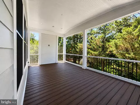 Exterior - 1436 Layman St, Mclean, VA 22101 photo 4 of 9
