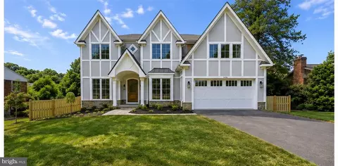 1436 Layman St, Mclean, VA 22101