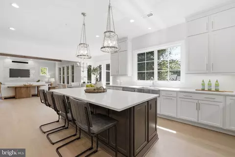 Kitchen - 1436 Layman St, Mclean, VA 22101 photo 6 of 6