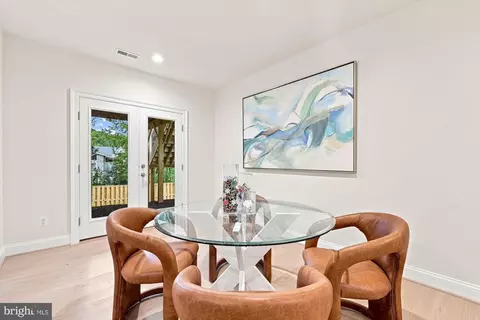 Dining - 1436 Layman St, Mclean, VA 22101 photo 7 of 7